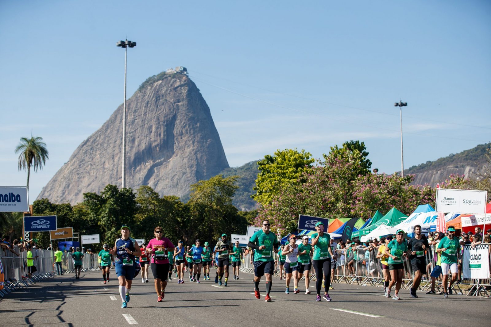 Leia mais sobre o artigo Webinar exclusivo com Camila Bahia da Dream Factory: tudo sobre a Maratona do Rio, a maior da América Latina